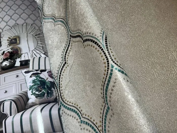عرض خاص على ورق الجدران رخيص الثمن في دبي، الإمارات العربية المتحدة، الشارقة، سوق التنين، جملة