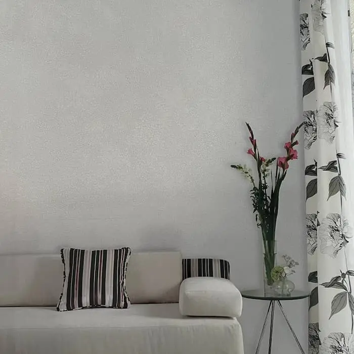 عرض خاص على ورق جدران رخيص في دبي، الشارقة، سوق التنين، بيع بالجملة، لون أبيض بسيط