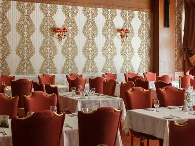 Top Hotel Renovation In Uae: 30% Off Spc Flooring &Amp; Luxury Wallpaper | Free Site Visit 4 Commercial Wallpaper Dubai