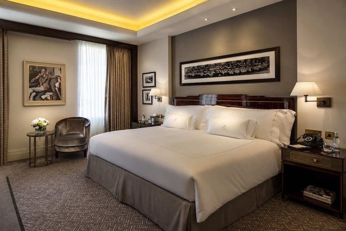 Hotel bedroom wallpaper installation Dubai